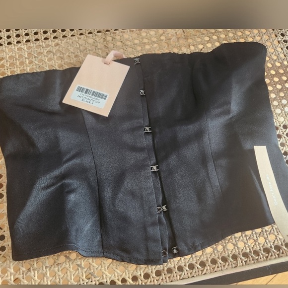 NWT Reformation Jaclyn Satin Top - Picture 2 of 2
